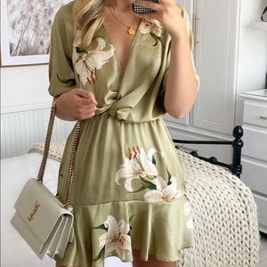 Worn once Zara dress - Size M